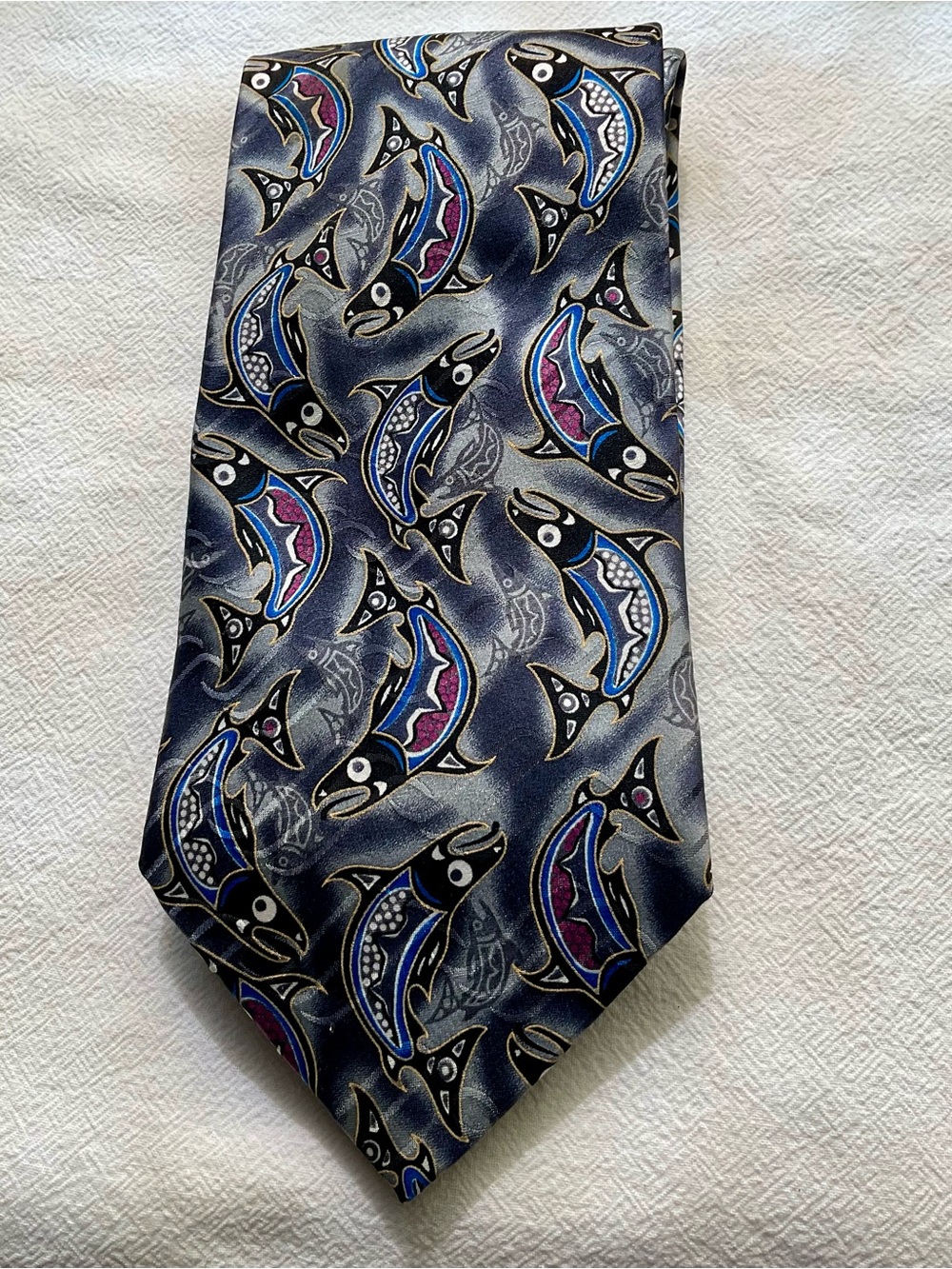 Vtg Oscardo Eleanor Paine Indigenous First Nations Salmon Silk Tie NW Coast Art